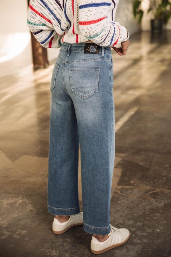 Fabricforward.shop18fa16fbac 4