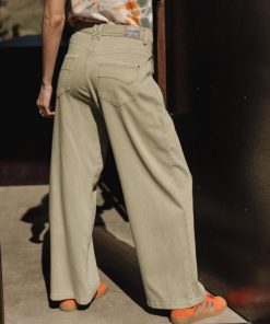 Fabricforward.shop4a1fee3270 1