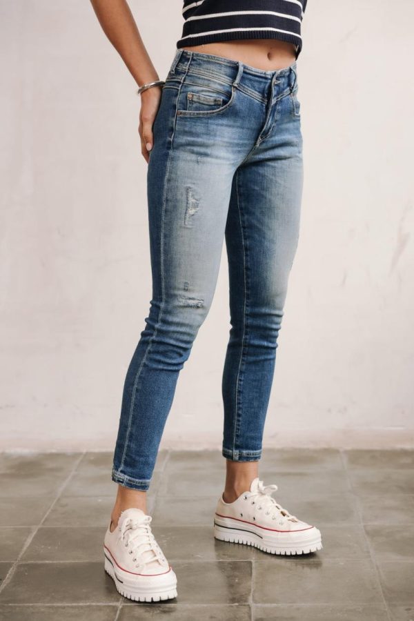 Fabricforward.shop4dd2a8753a 2