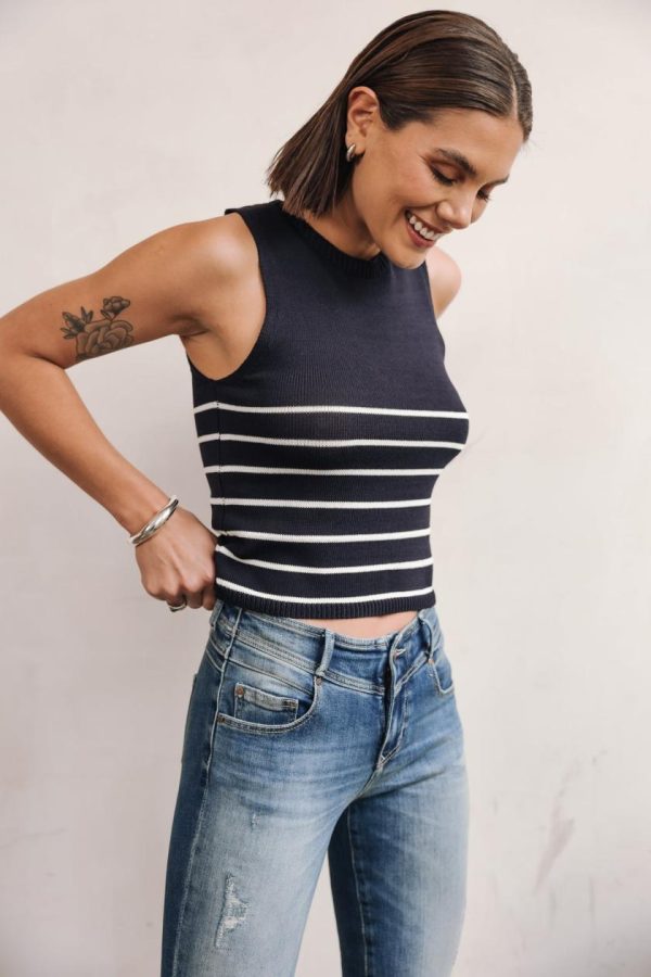 Fabricforward.shop4dd2a8753a 4