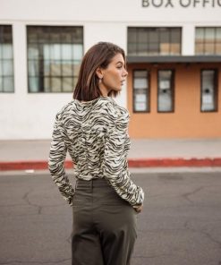 Fabricforward.shop8b75c1325e 4