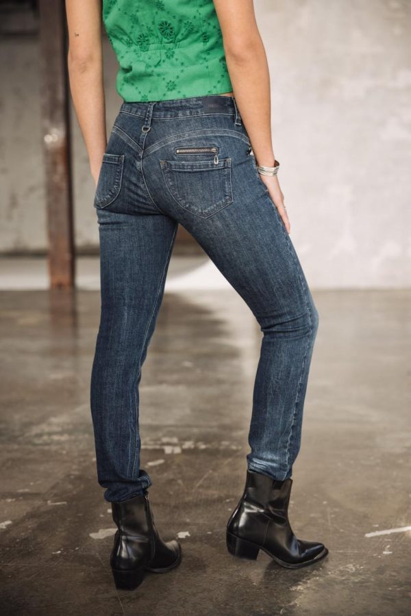 Fabricforward.shop93564959a9 2