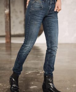 Fabricforward.shop93564959a9 3