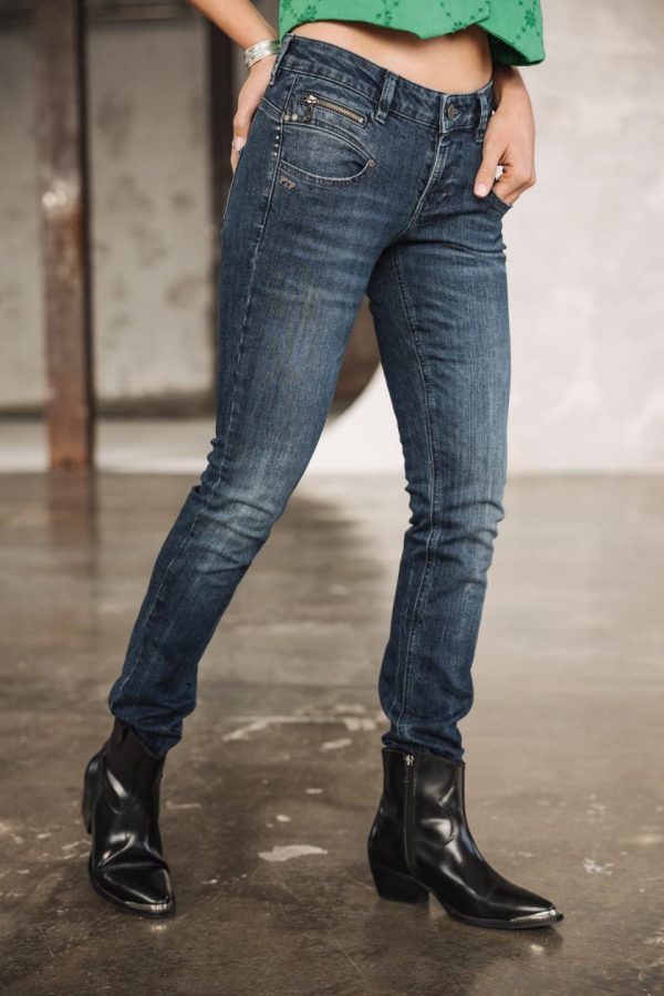 Fabricforward.shop93564959a9 3